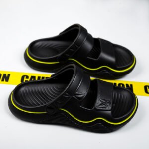 Outdoor slippers for men